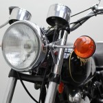 Norton Commando 750 - 1972 - Headlight, Flasher, Forks and Cables.