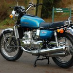 Suzuki GT750 - 1975 - Kettle, Water Buffalo, Fuel Tank, Seat, Engine and Exhausts.