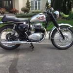 BSA A65 Lightning - 1969 - Motor and Transmission, Petrol Tank, Oil Tank and Exhaust.