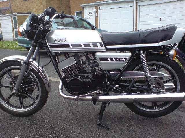Yamaha RD250D - 1978