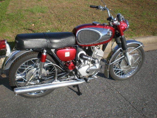 Bridgestone DT175 - 1967