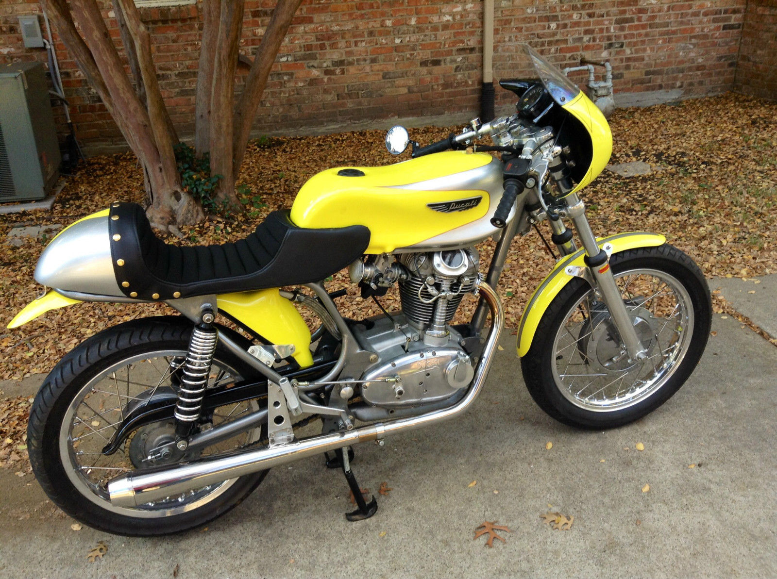 Ducati Desmo 450 - 1971