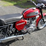 BSA Rocket 111 - 1969 - Right Side View, Seat, Gas Tank and Side Panel.