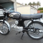 Honda Super 90 - 1965 - Side View with Engine, Frame, Seat and Tank.