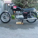 Triumph Trident T140V - 1973 - Side View with Motor, Frame, Gas Tank and Exhaust.