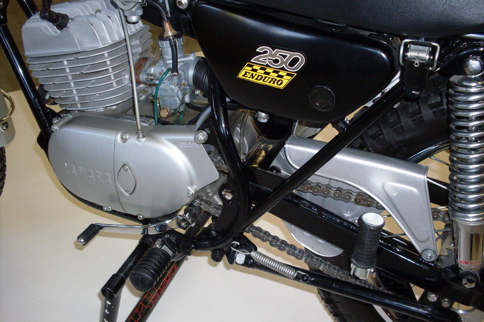 Yamaha DT1 250 - 1968 - Chain Guard, Gear Lever, Sprocket Cover and Side Panel.