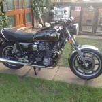 Yamaha XS1100 - 1980 - Right Side View, Fuel Tank, XS1100 Decals and Side Panel.