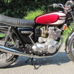 Triumph Trident T160 - 1975 - Motor and Transmission, Seat, Gas Tank, Frame and Forks.