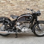 BMW R69S - 1963 - Engine and Gearbox, Headers and Mufflers, restored Frame and Tank.