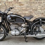 BMW R69S - 1963 - BMW Badge, Seat, Heads, Frame and Forks.