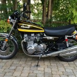 Kawasaki Z1 - 1974 - Left Side View, Side Stand, Headlight, Badges, Wheels, Frame and Forks.