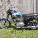 Triumph Trophy TR6 - 1968 - Seat, Tank, Frame and Forks.
