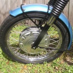 Triumph Trophy TR6 - 1968 - Front Wheel, Mudguard, Wheel Hub Cover, Forks and Fender.