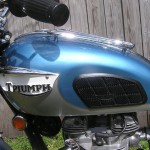 Triumph Trophy TR6 - 1968 - Petrol Tank, Knee Pads, Grips and Badge.